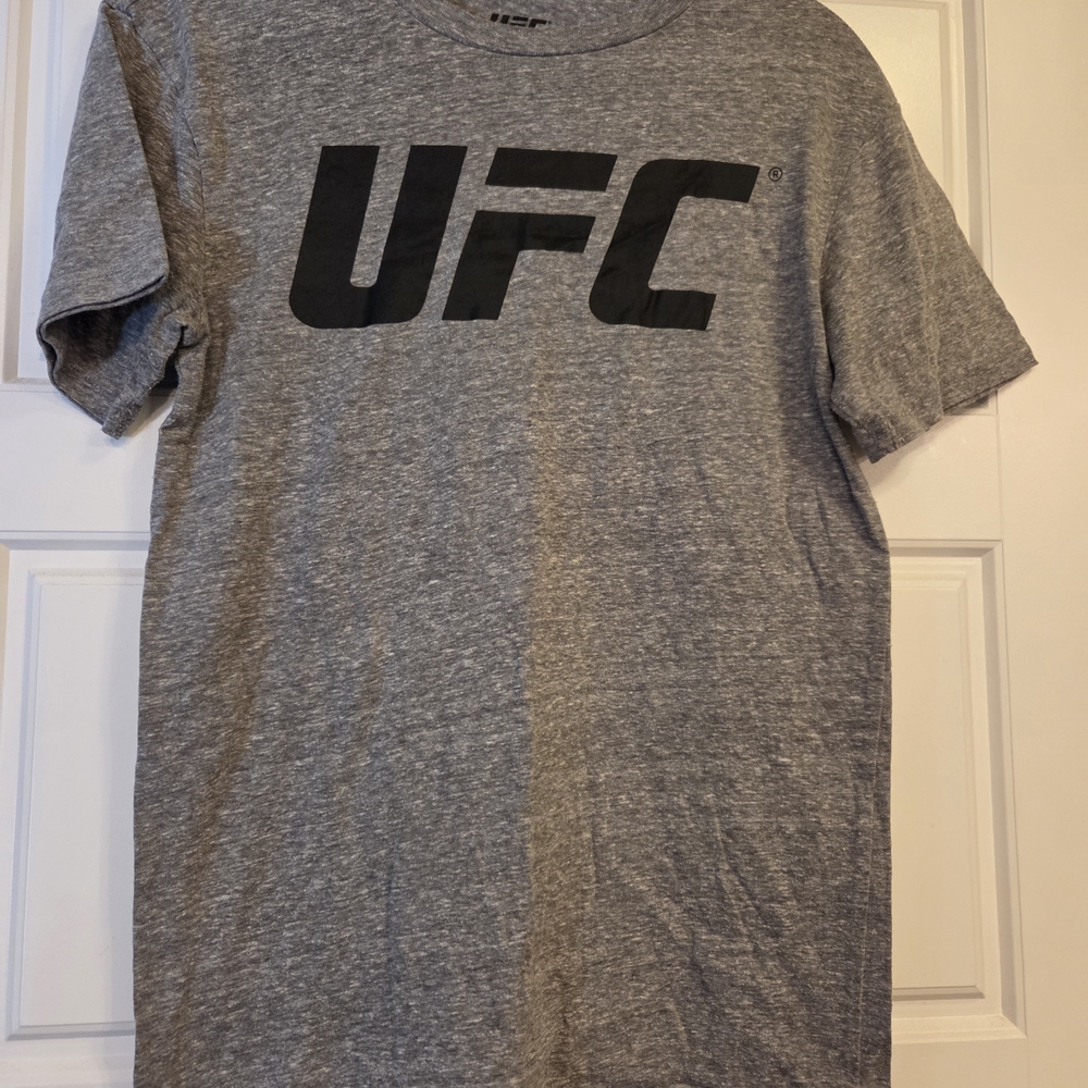 UFC Men's Heather Gray Short Sleeve Tee
